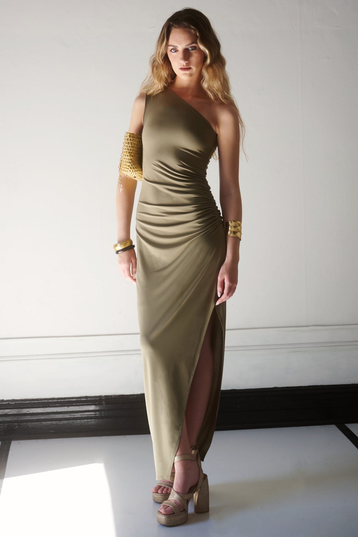 Vestido Cyra Olivo